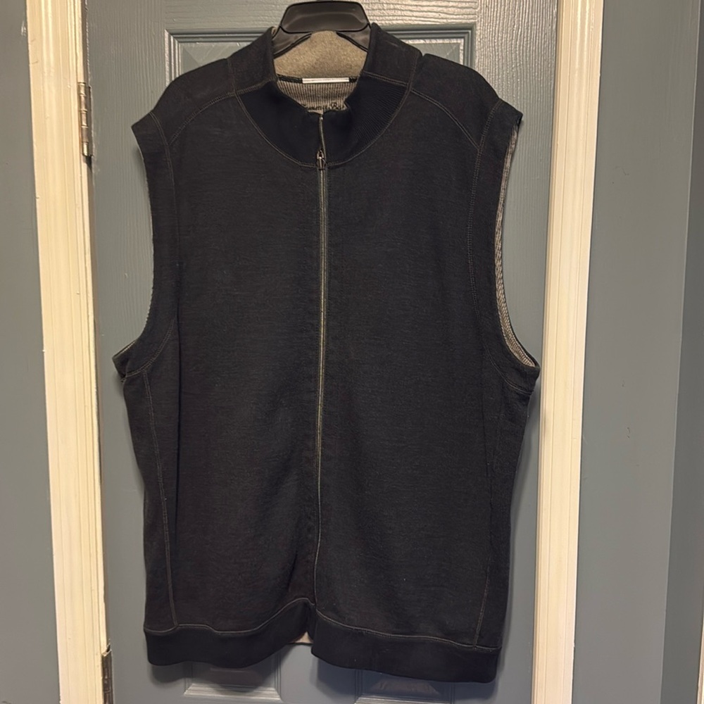 Tommy Bahama reversible vest
